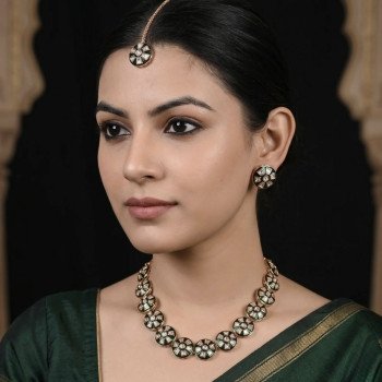 Premium Kundan CZ Motif Necklace Set For A Classic & Sophisticated Look